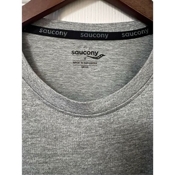 SAUCONY SHORT SLEEVE ATHLETIC T-SHIRT - Picture 3 of 14